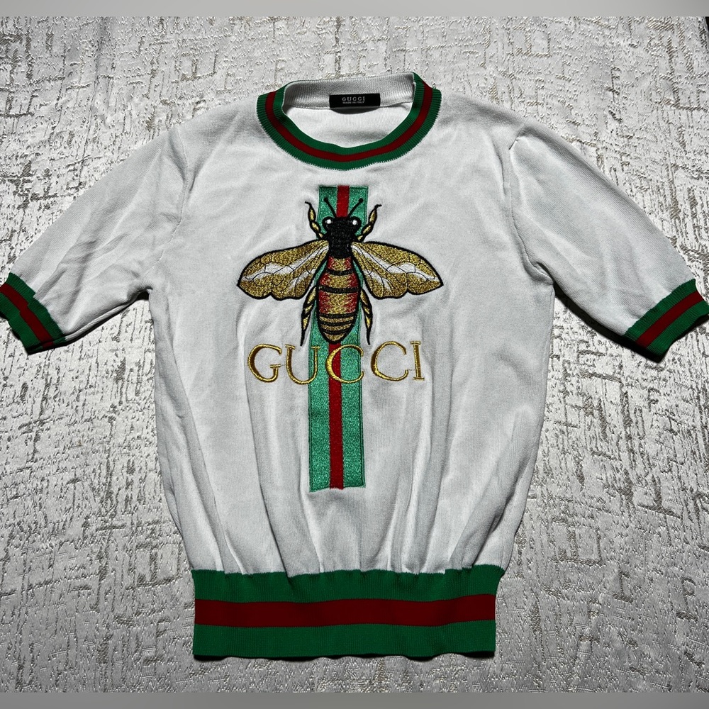 Women’s Gucci shirt